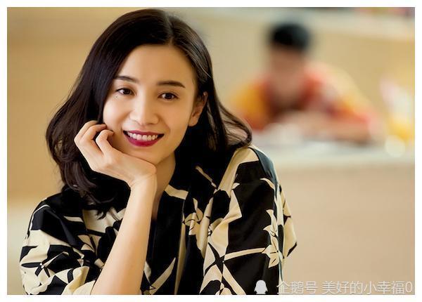 宋佳获奖后发文，一米七三大美女惊艳全球