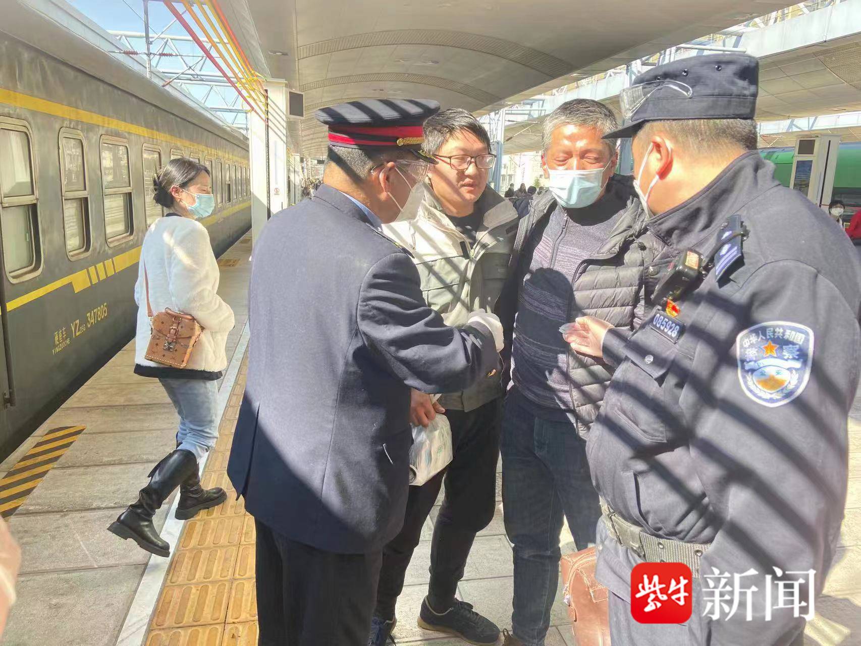 派出所回应K1373次列车停滞事件